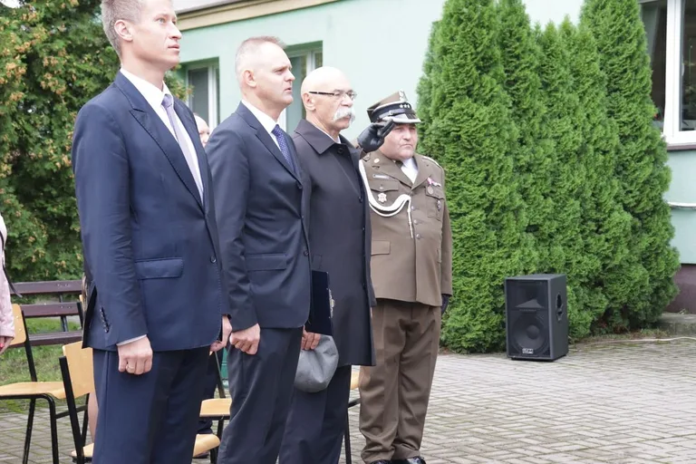 Uroczyste rozpoczęcie roku szkolnego w Rubinku (zdjęcia)