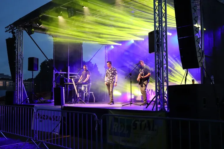 Piknik rodzinny z wieloma atrakcjami w Nurze (zdjęcia)