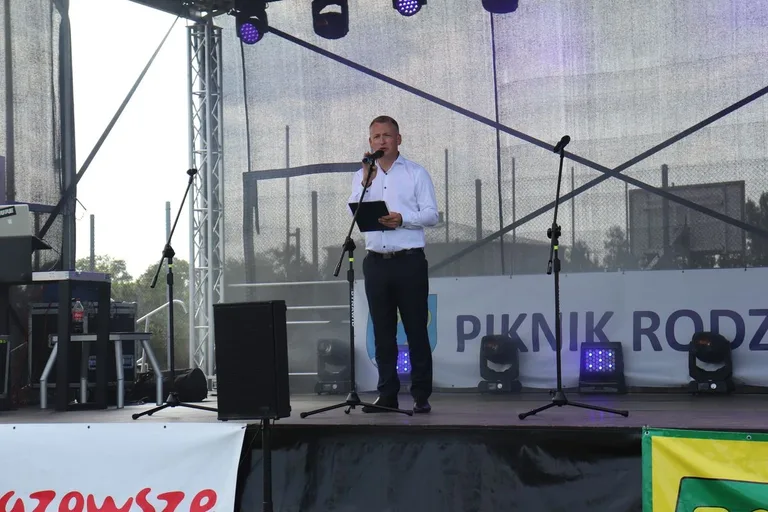 Piknik rodzinny z wieloma atrakcjami w Nurze (zdjęcia)