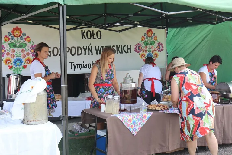 Piknik rodzinny z wieloma atrakcjami w Nurze (zdjęcia)