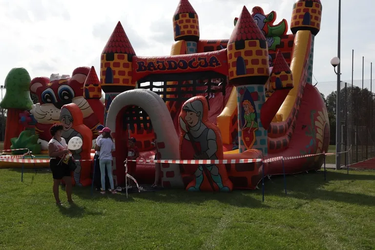 Piknik rodzinny z wieloma atrakcjami w Nurze (zdjęcia)
