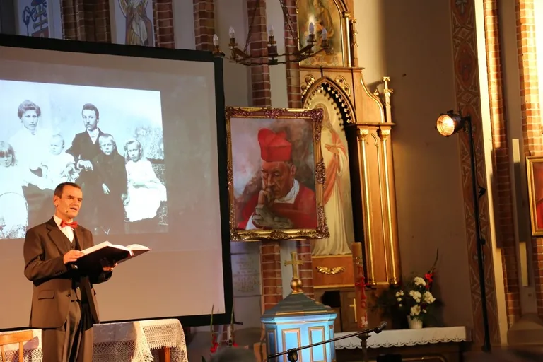 Spektakl upamiętniający Prymasa Tysiąclecia (zdjęcia)