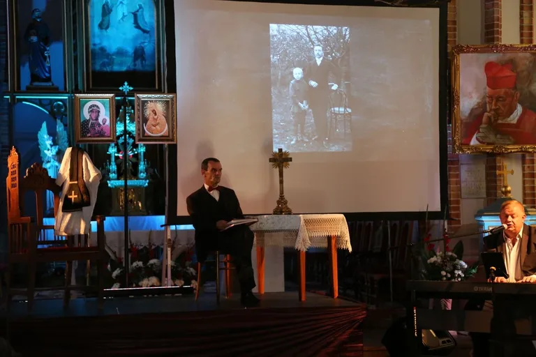 Spektakl upamiętniający Prymasa Tysiąclecia (zdjęcia)