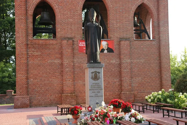 Spektakl upamiętniający Prymasa Tysiąclecia (zdjęcia)