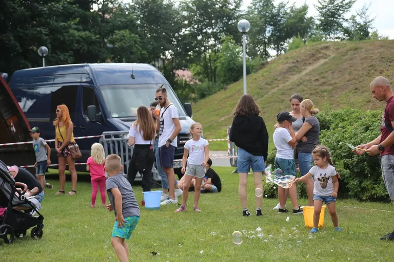 Kolorowy Festiwal Baniek Mydlanych za nami (zdjęcia)
