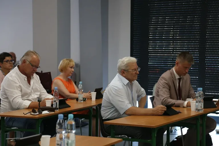 Nadzwyczajna sesja Rady Miasta w sprawie ul. Prusa już za nami (zdjęcia)