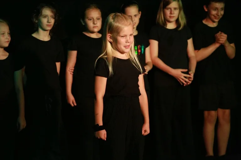 Aktorzy z GOKiS wystąpili podczas premiery w Underground - Ostrowskiej Scenie Kameralnej (zdjęcia)