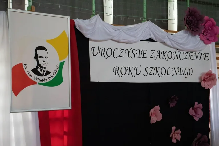 Uczniowie Zespołu Szkół nr 1 im. rtm. Witolda Pileckiego zakończyli rok szkolny (zdjęcia)