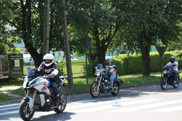 X edycja wystawy motocykli "Legendy PRL-u" (zdjęcia)