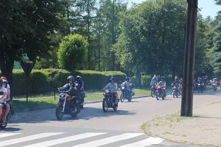 X edycja wystawy motocykli "Legendy PRL-u" (zdjęcia)