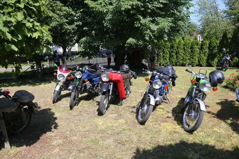 X edycja wystawy motocykli "Legendy PRL-u" (zdjęcia)