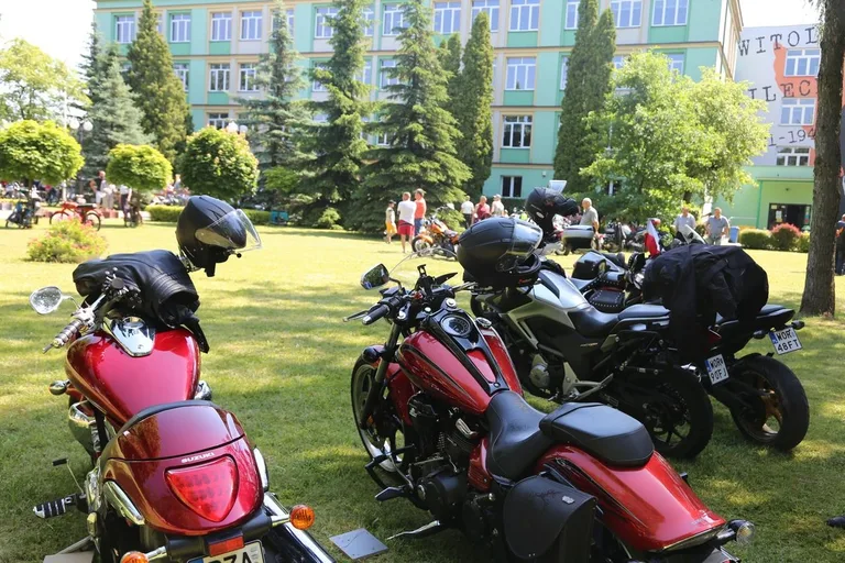X edycja wystawy motocykli "Legendy PRL-u" (zdjęcia)