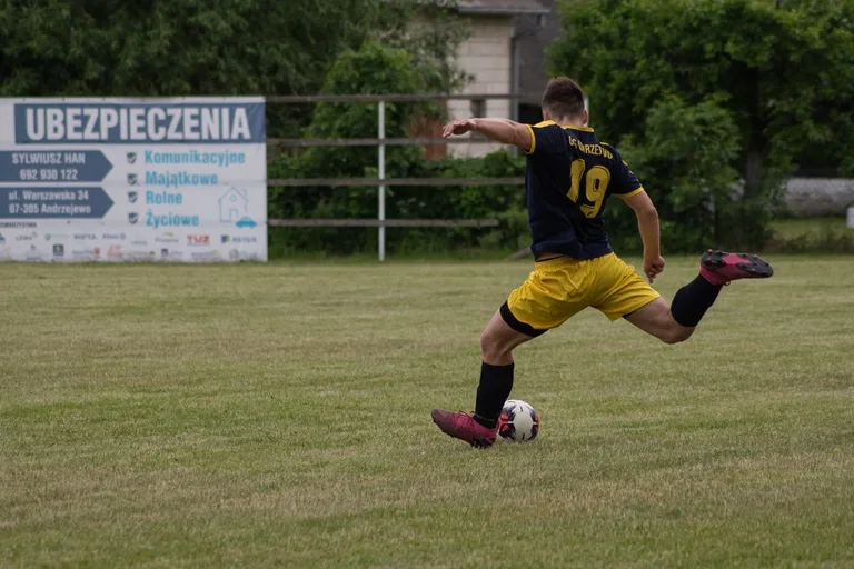 GKS Andrzejewo nad przepaścią (zdjęcia)