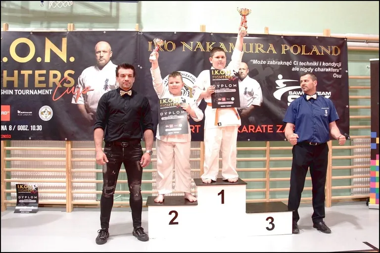 Raz po raz wchodzili na podium (zdjęcia)