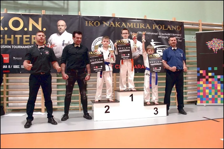Raz po raz wchodzili na podium (zdjęcia)