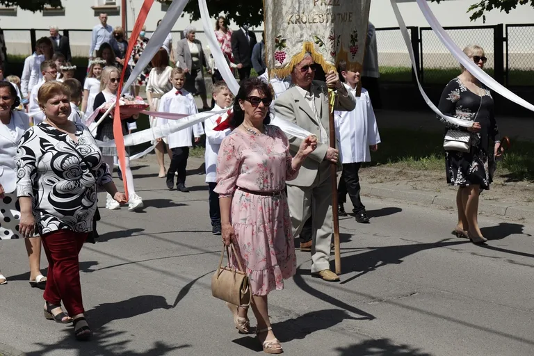 Uroczystości Bożego Ciała w parafii WNMP (zdjęcia)