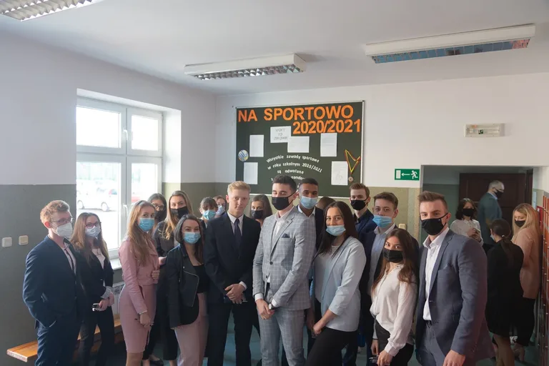 W ostrowskich szkołach ruszył maraton maturalny (zdjęcia)