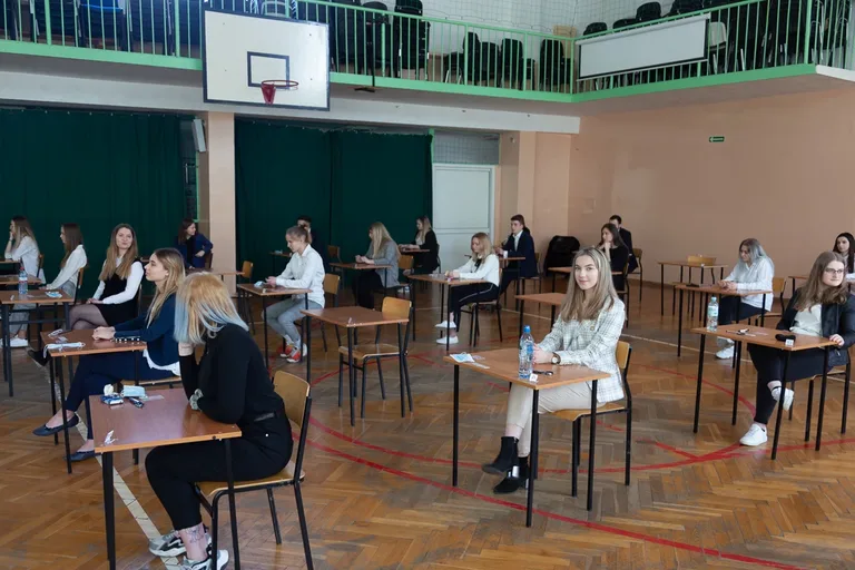 W ostrowskich szkołach ruszył maraton maturalny (zdjęcia)