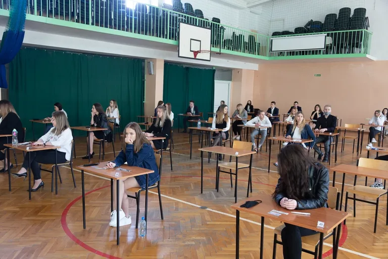 W ostrowskich szkołach ruszył maraton maturalny (zdjęcia)