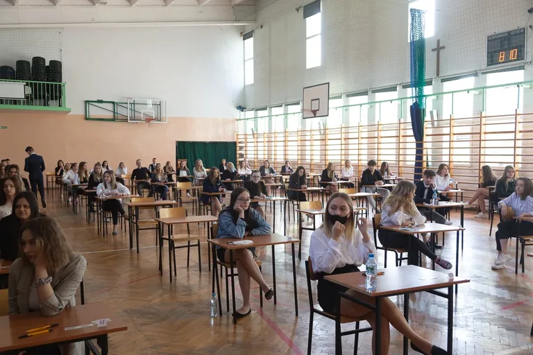 W ostrowskich szkołach ruszył maraton maturalny (zdjęcia)
