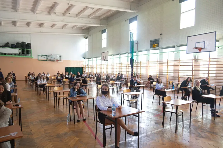 W ostrowskich szkołach ruszył maraton maturalny (zdjęcia)