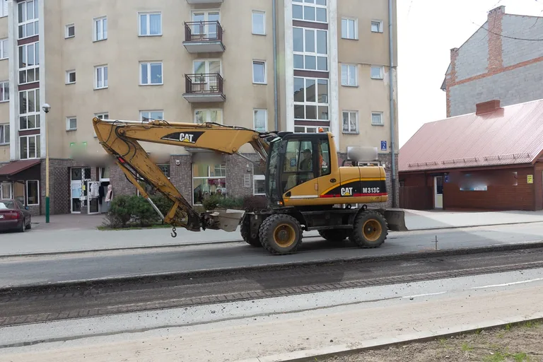 Rozpoczęły się prace remontowe ulicy 3 Maja (zdjęcia)