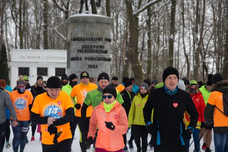 Charytatywny bieg "Ostrów Biega" podczas 29. Finału WOŚP (zdjęcia)