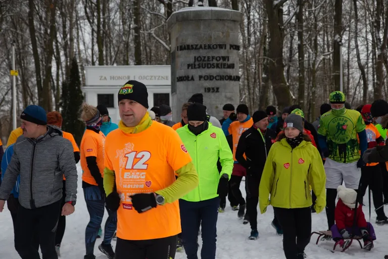 Charytatywny bieg "Ostrów Biega" podczas 29. Finału WOŚP (zdjęcia)