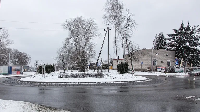 Ostrów Mazowiecka pokryta śniegiem (zdjęcia)