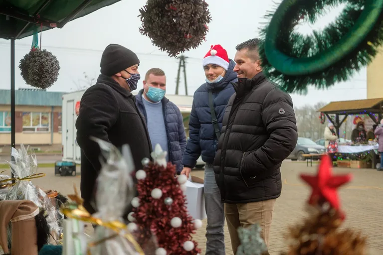 Targ Bożonarodzeniowy w gminie Nur (zdjęcia) 