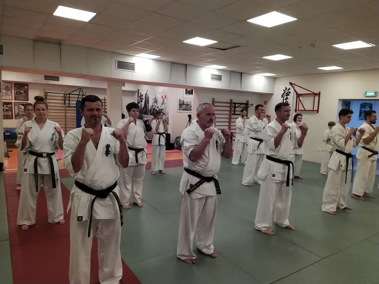 Wręczenie czarnych pasów w ostrowskim dojo (zdjęcia)