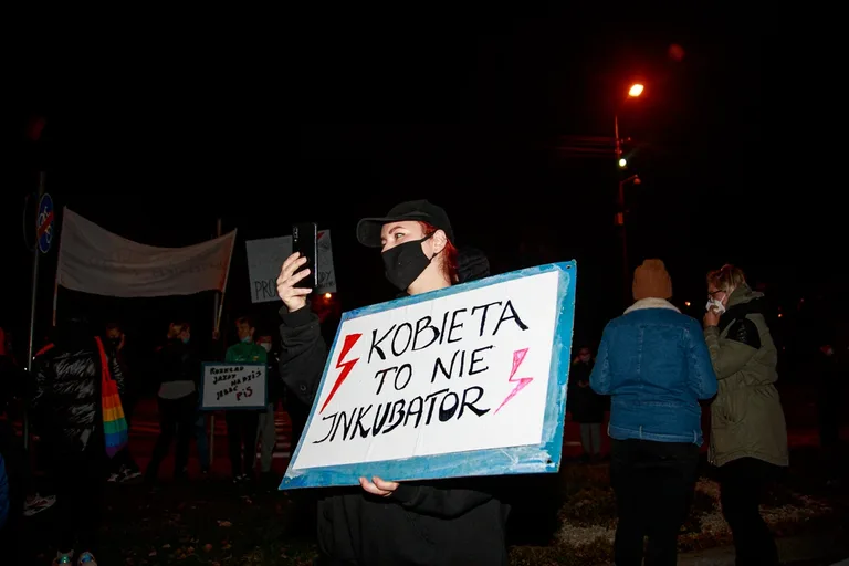 Piątkowy Strajk kobiet w Ostrowi Mazowieckiej (zdjęcia)
