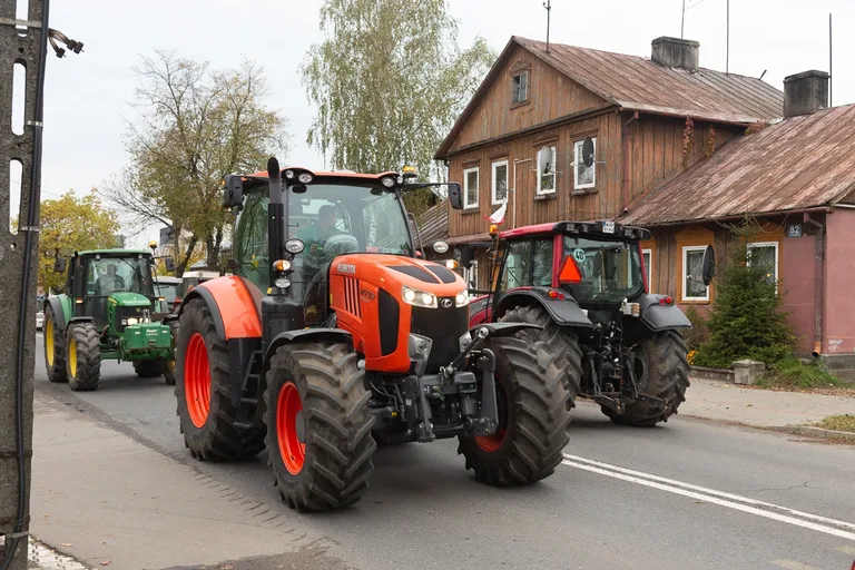 Protest rolników w Ostrowi Mazowieckiej (zdjęcia, wideo)