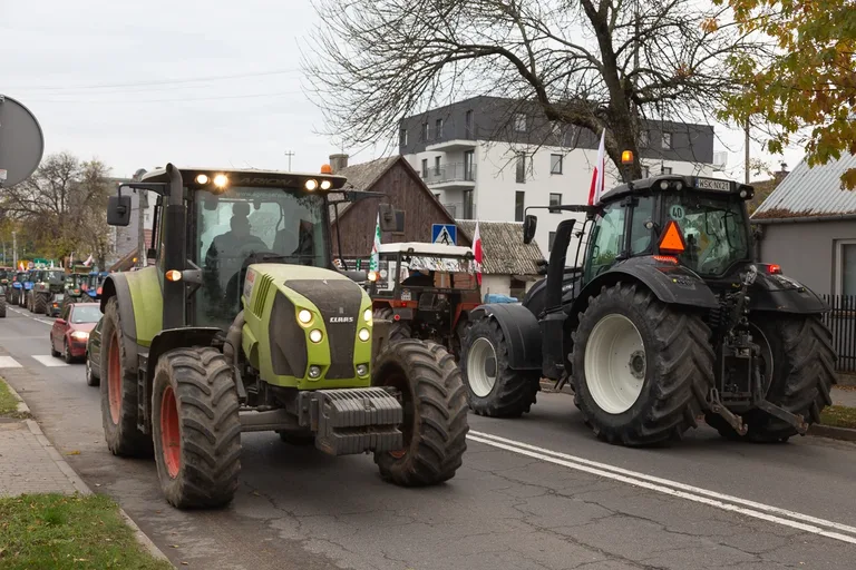Protest rolników w Ostrowi Mazowieckiej (zdjęcia, wideo)