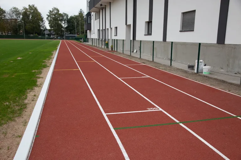 Prace na terenie stadionu miejskiego (zdjęcia)