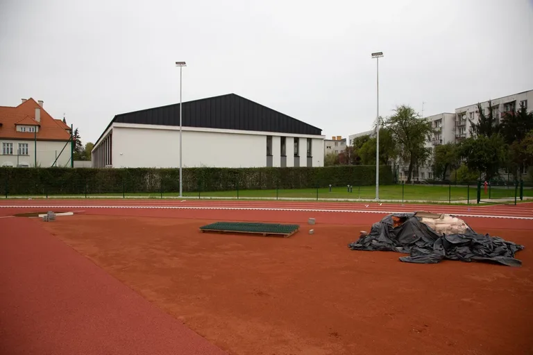 Prace na terenie stadionu miejskiego (zdjęcia)