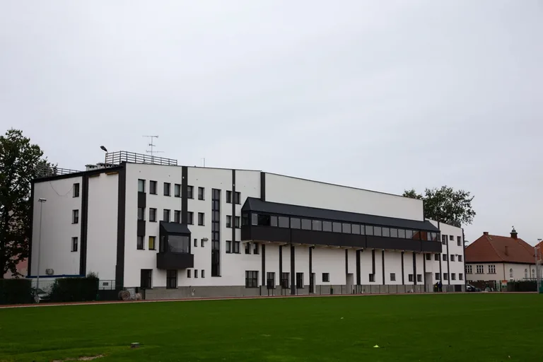 Prace na terenie stadionu miejskiego (zdjęcia)