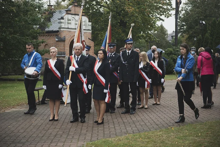 Ceremonia odsłonięcia tablicy upamiętniającej współpracę polsko-węgierską (zdjęcia)