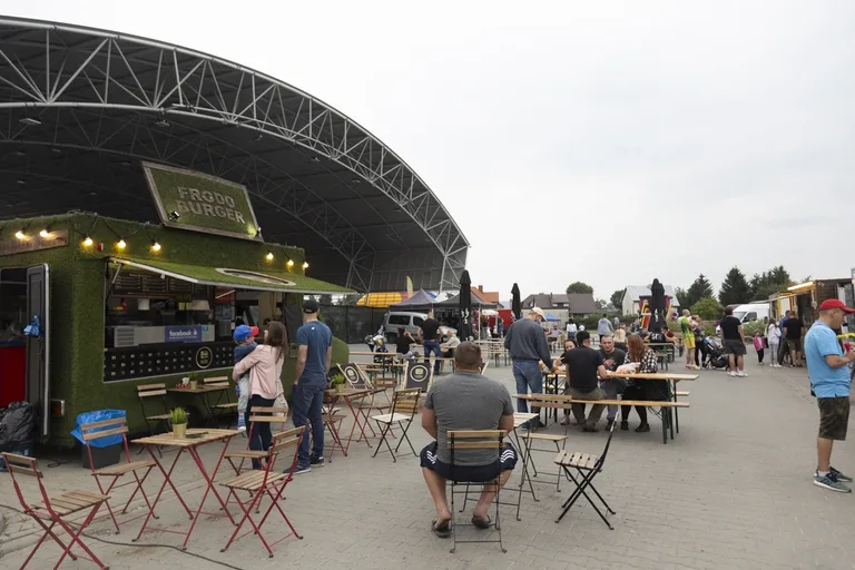 Zlot Foodtrucków 2020 (zdjęcia)