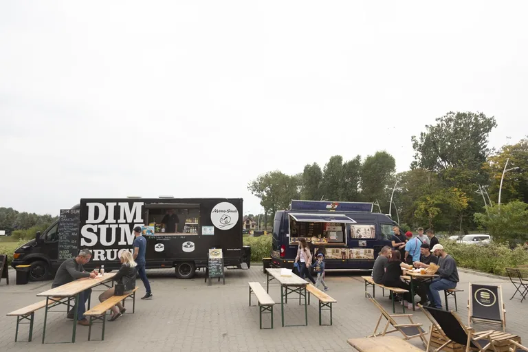 Zlot Foodtrucków 2020 (zdjęcia)