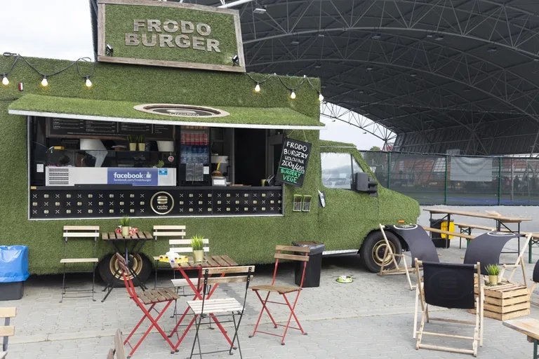 Zlot Foodtrucków 2020 (zdjęcia)