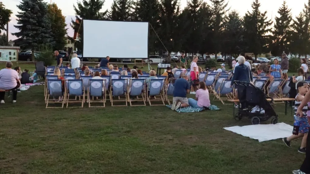 Kino pod chmurką w Zarębach Kościelnych