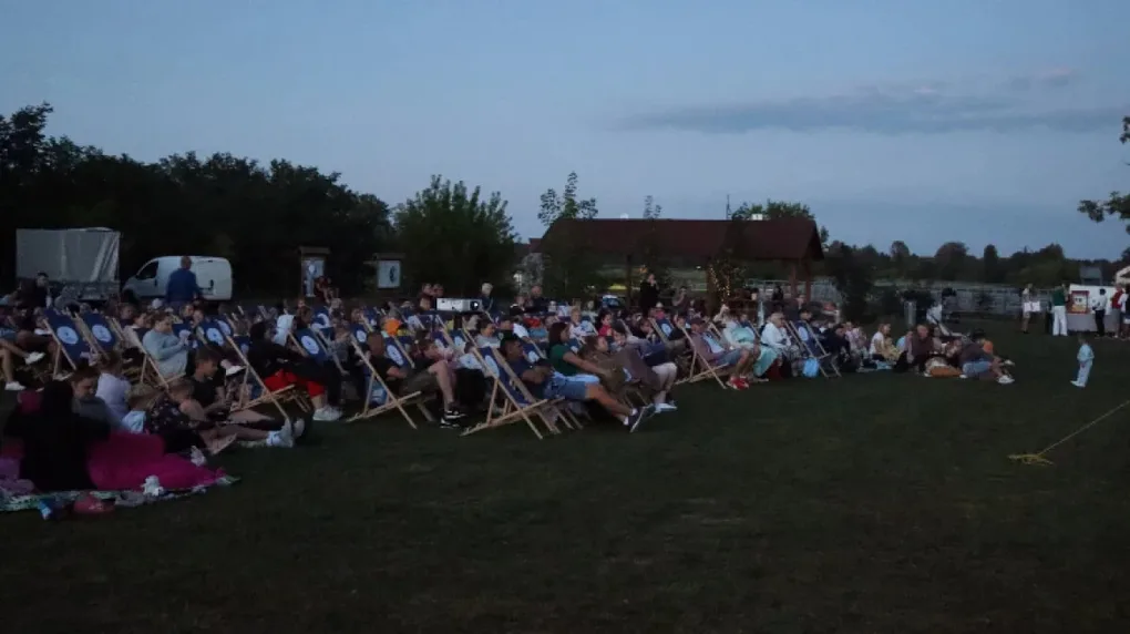 Kino pod chmurką w Zarębach Kościelnych