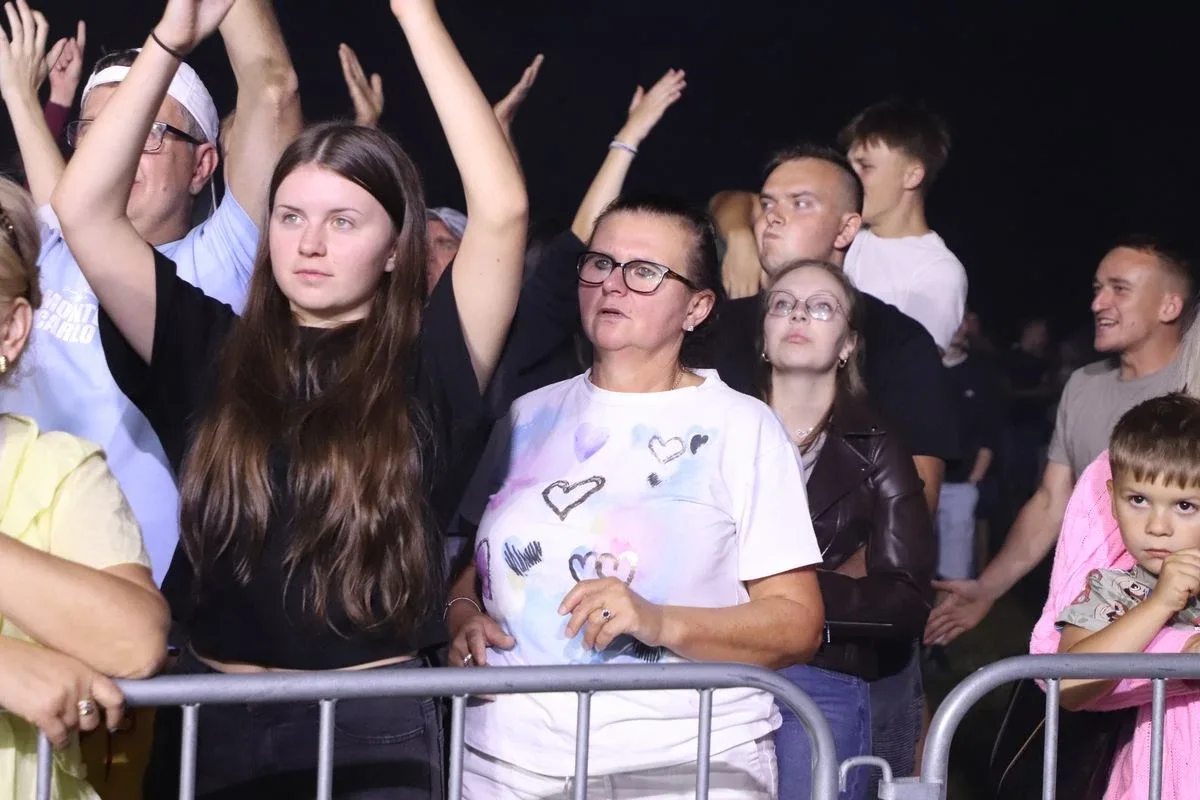 Ale to była impreza! Dożynki pełne atrakcji i koncertów w Szulborzu Wielkim (zdjęcia, wideo)