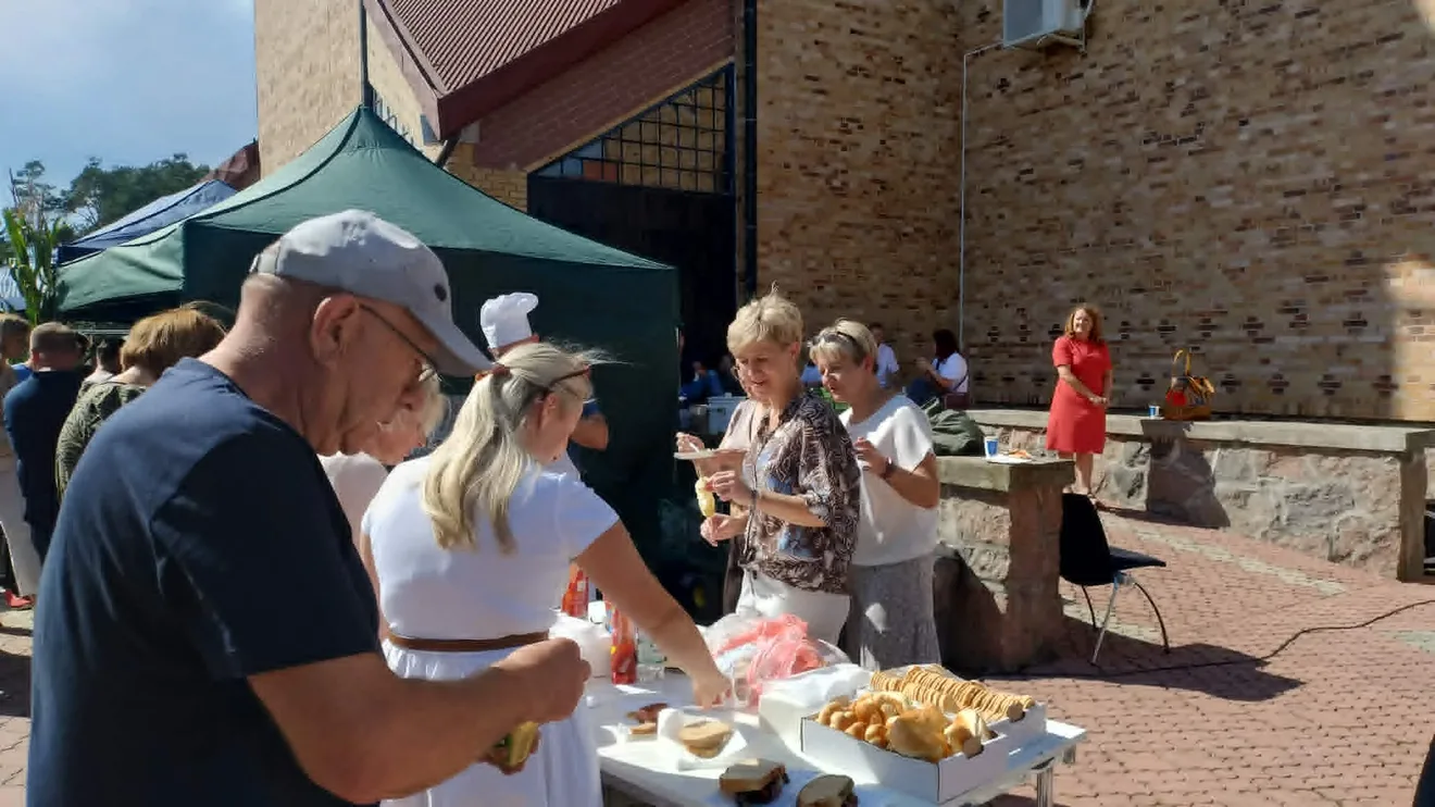 Piknik parafialny w Małkini Górnej. fot. H. Chromińska