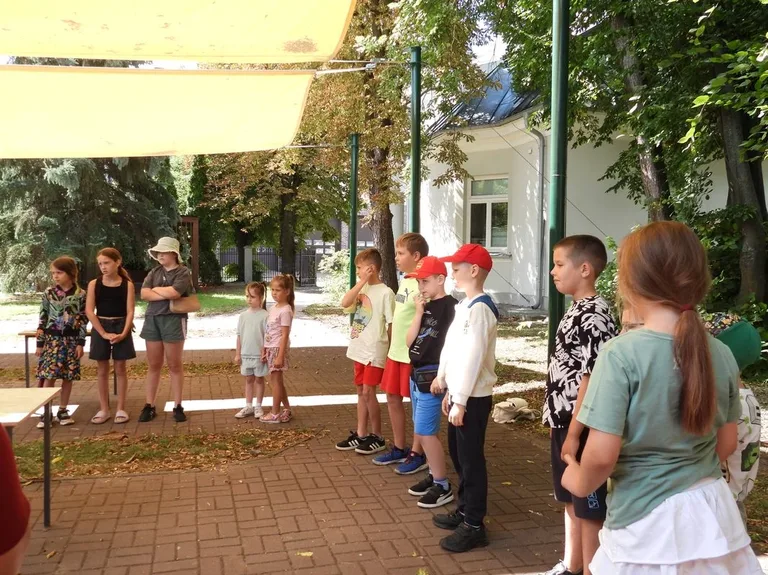 Naukowe przygody w ostrowskiej bibliotece (zdjęcia, wideo)