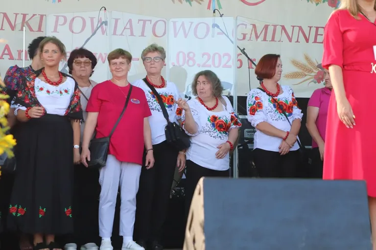 Dożynki Powiatowo-Gminne w Andrzejewie (zdjęcia)