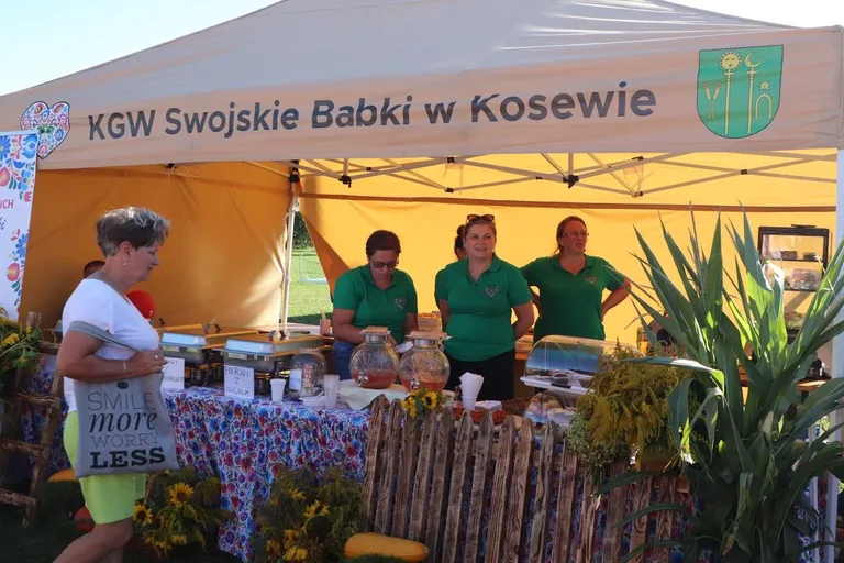 Dożynki Powiatowo-Gminne w Andrzejewie (zdjęcia)