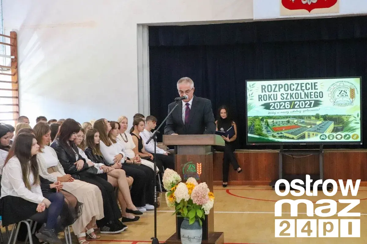 Nowy rok szkolny rozpoczęty w ZSCKR w Starym Lubiejewie (zdjęcia)