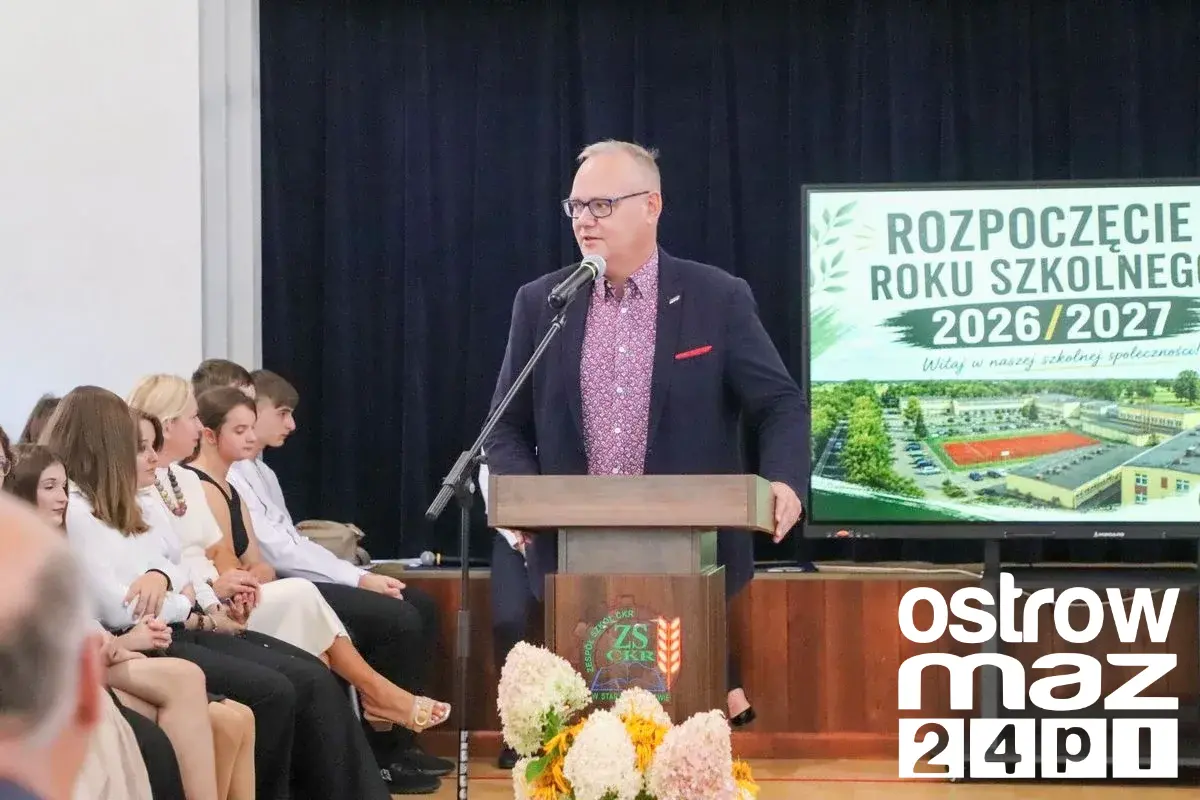 Nowy rok szkolny rozpoczęty w ZSCKR w Starym Lubiejewie (zdjęcia)